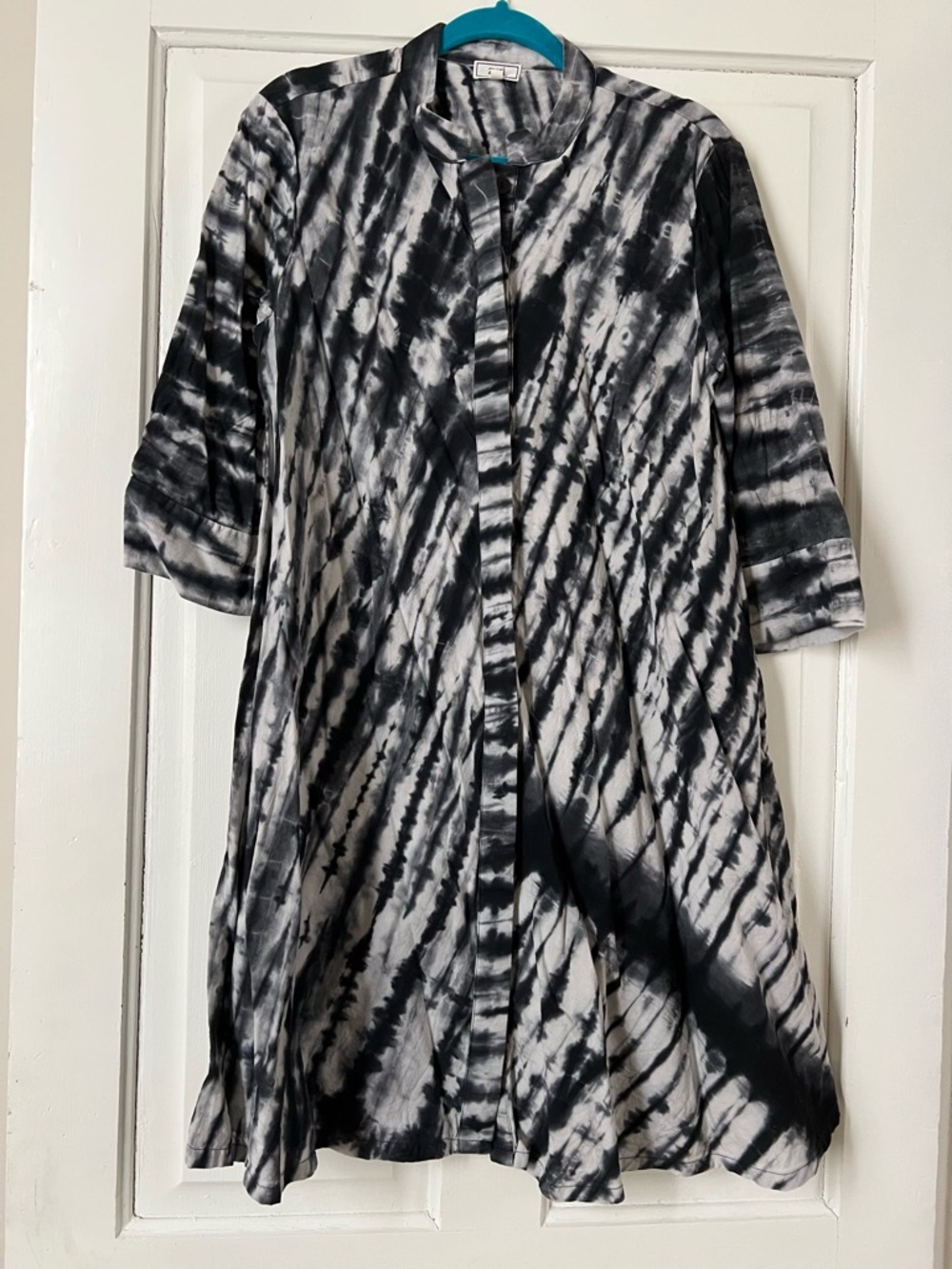 Zuri Black & White batik dress M